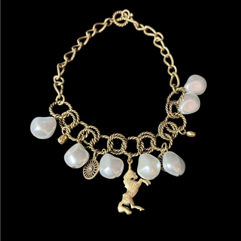 Gold and White Statement Necklace - Picture 2 of 3